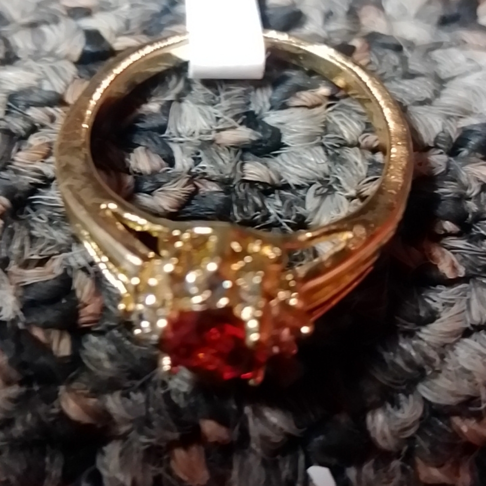Ring - Picture 3 of 3